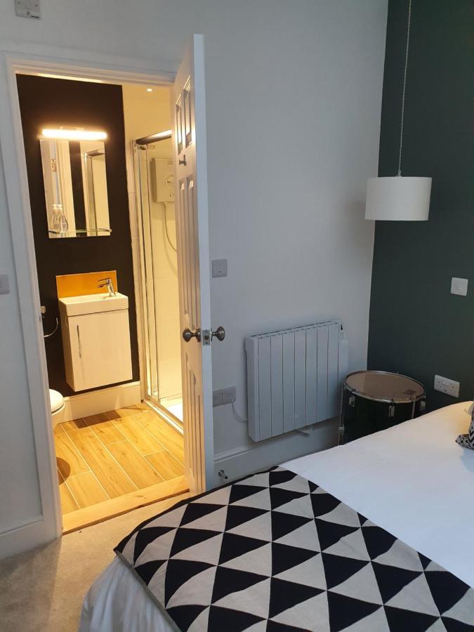 The Taylor Suite - Stunning 2-Ensuite Beds, Cathedral View Roof Garden Truro Exterior foto